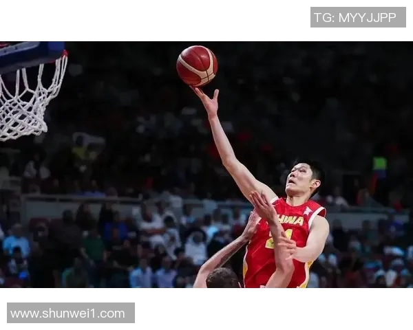 胡金秋末节发力三分绝杀助力球队逆转赢得比赛